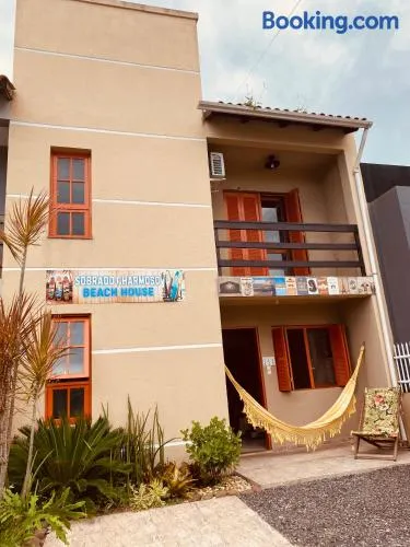 Sobrado Charmoso Beach House com piscina - Image 1