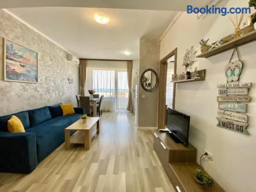 Catalina Summerland Apartment - Image 1