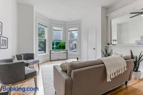 Housepitality - The Short North Getaway - Image 1