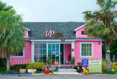 วีพี รีสอร์ท คูบัว ท้าวอู่ทอง ราชบุรี - VP Resort Ratchaburi - Image 1