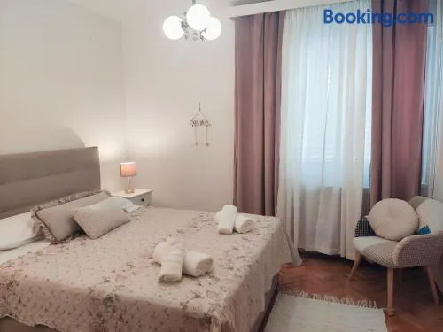 Siesta Apartments - Image 1