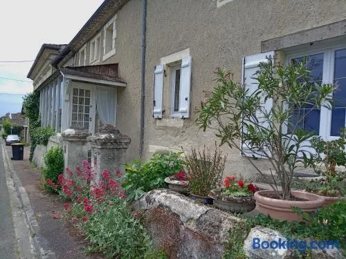 Une chambre à la campagne - Image 1