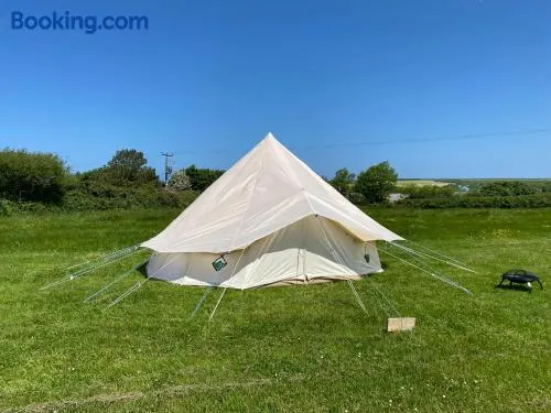Unfurnished Bell Tent close to SWC path - Image 1