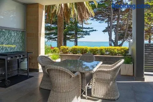 C-Scape water front apartment - Image 1