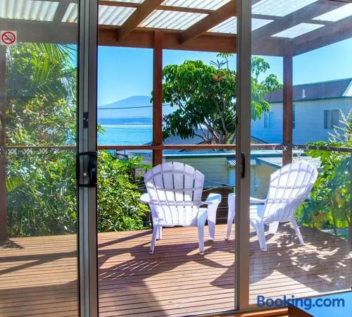 Bermagui Bay Beach House - Bungalow - Pet friendly, in the heart of Bermagui - Image 1