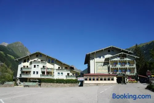 Hotel Hohe Tauern - Image 1