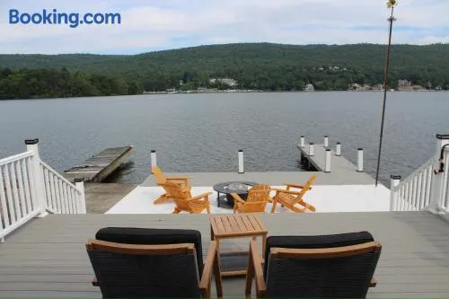 Lakefront Haven on Greenwood Lake - Image 1