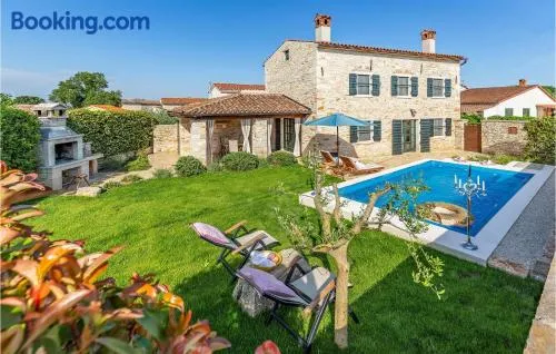 Gorgeous Home In Sisan With Wifi - Image 1