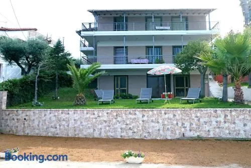 patra's sea front apartment - Image 1
