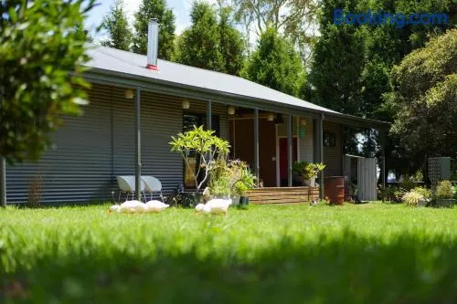 Mangrove Mountain Farm Stay - Image 1