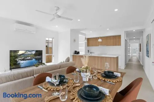 Secluded 4Bed Retreat Mins to Beaches and Wineries - Image 1
