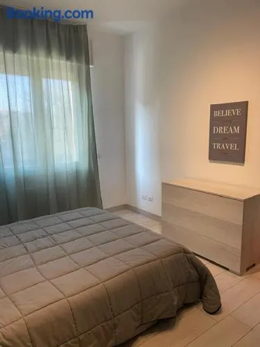 Shining house in Milan - Image 1