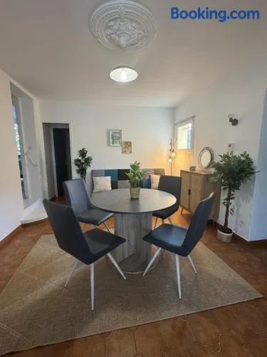 Petite maison indépendante - Image 1