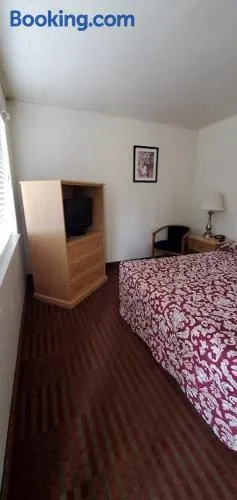 Fairmount Motel - Image 1