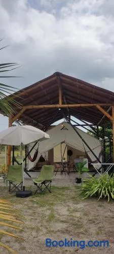 Glamping premium vista al río Isla Portete - Image 1