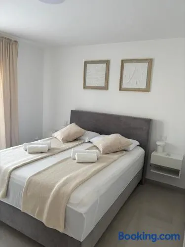 Apartmani Filmaris - Image 1