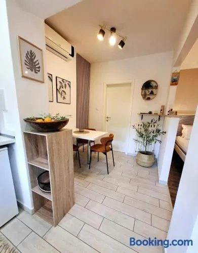 Studio Apartment MD - Image 1