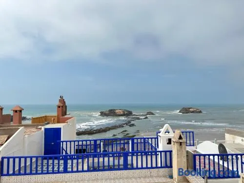 Home with a sea view - Image 1