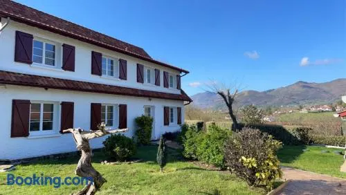 Appartement vue sur la Rhune - Image 1