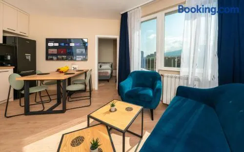2 Bedrooms, Parking, Balcony with a View Apartment - Image 1