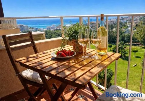 Benalmadena Sea and Mountain view apartment - Image 1