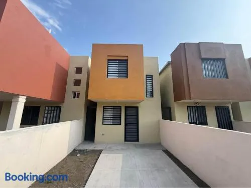 Casa Moderna Nueva en Salinas Victoria - Image 1