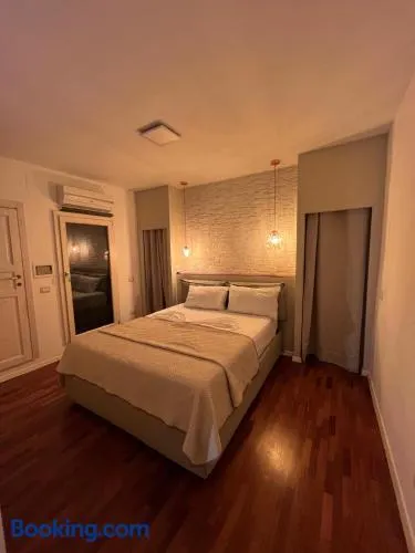 Lo Zaffiro - Image 1