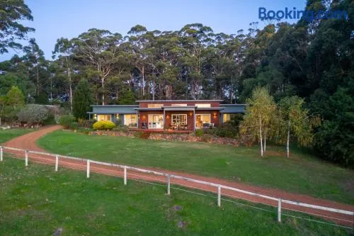 Roo Corner I Private Properties - Image 1