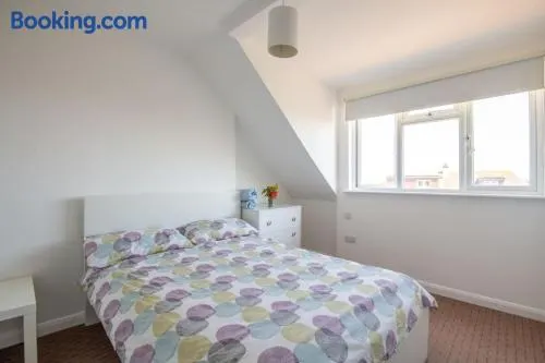Fantastic sea views. One Bedroom flat near the sea - Image 1