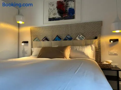 2A-Precioso Apartamento en pleno centro. A estreno - Image 1