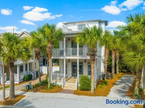 30A Beach House - Apres 30A Villa - Image 1