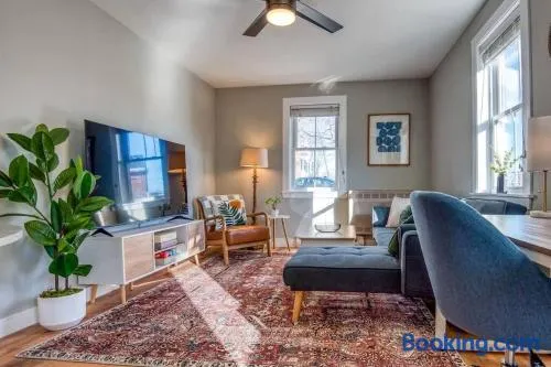 The Sunnyside Stay - Image 1
