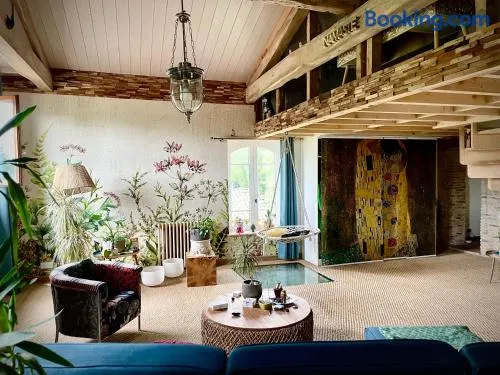 La Main du Cœur Chambre d'hôtes de charme à la campagne - Image 1