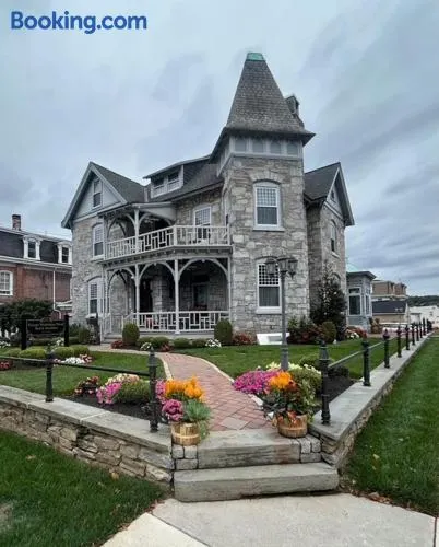 Willough Bed and Breakfast - Image 1