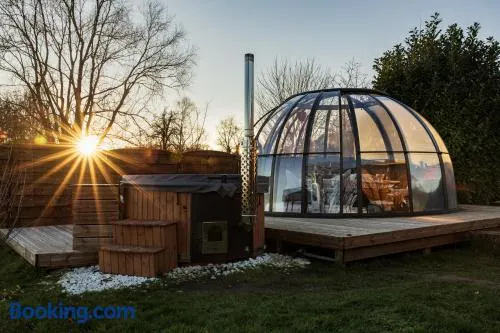 Sphair aux merveilles - Dôme romantique avec vue panoramique sur la nature - Image 1