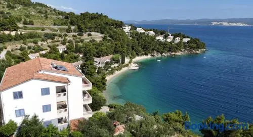 apartments villa BORJE by GLOBTOUR - Image 1