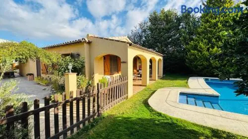 Apartment with private pool and garden - Image 1