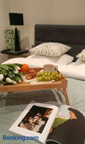 Luxury Room Well Located - Image 1