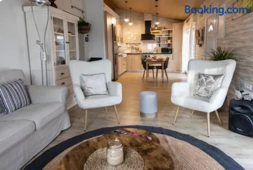 Hogar con encanto y personalidad - Image 1