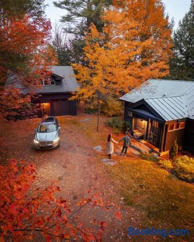 River Ridge Cabin, Clubhouse Included, 2 Units, Forest Setting, River Views, near Stowe - Image 1