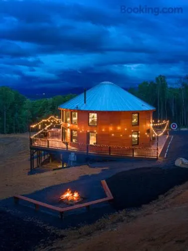 Luray Yurt - World's Largest Yurt - Sleeps 16, Hot Tub, Sauna, Pond - Image 1