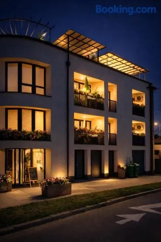 Silver apartman - Image 1