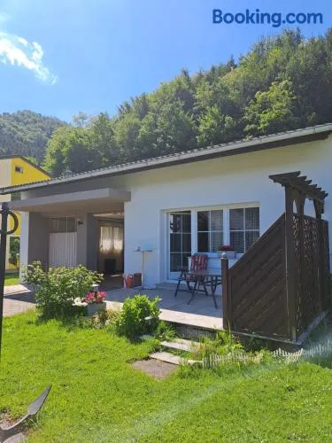 Haus beim Wasser im grünen in sehr ruhiger Lage!! - Image 1