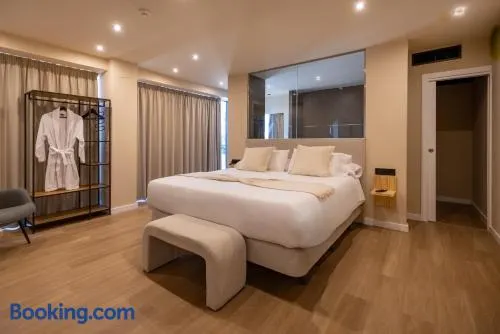 Arena Málaga Suites - Image 1