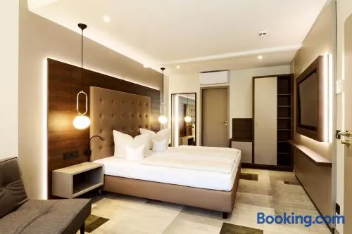 Hotel Goldene Rose - Image 1