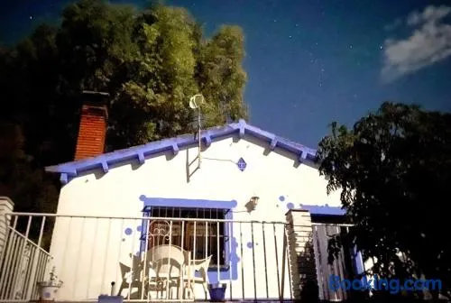 La Casa de Las Burbujas Azules - Image 1