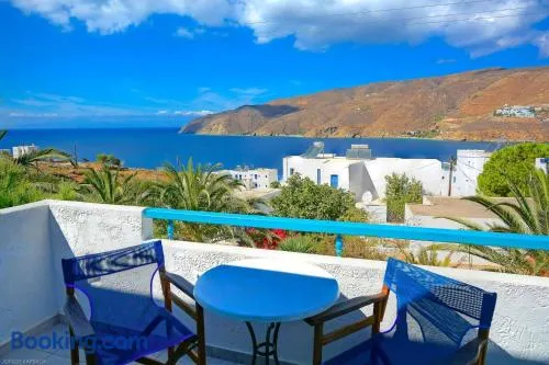 Gryspo's Hotel - Image 1