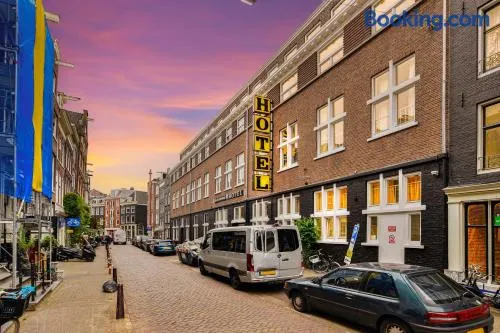 Hans Brinker Hostel Amsterdam - Image 1
