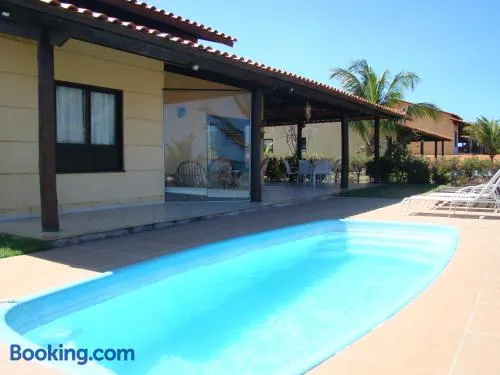 Casa espetacular em condomínio pé-na-areia, PZ11 - Image 1