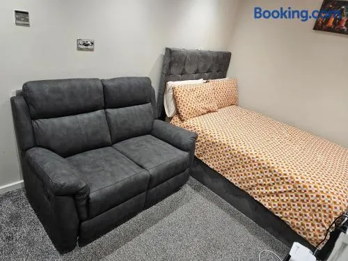 Double En Suite Room Newcastle Upon Tyne - Image 1